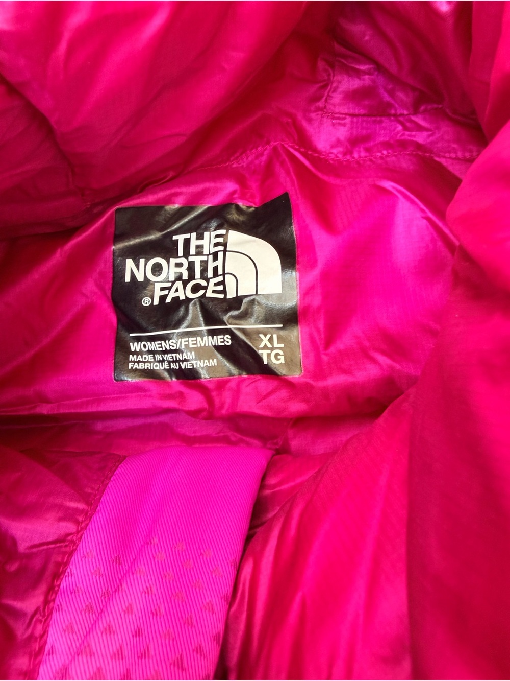 The North Face Women's Vibrant Purple Insulated Puffer Jacket - Picture 6 of 6